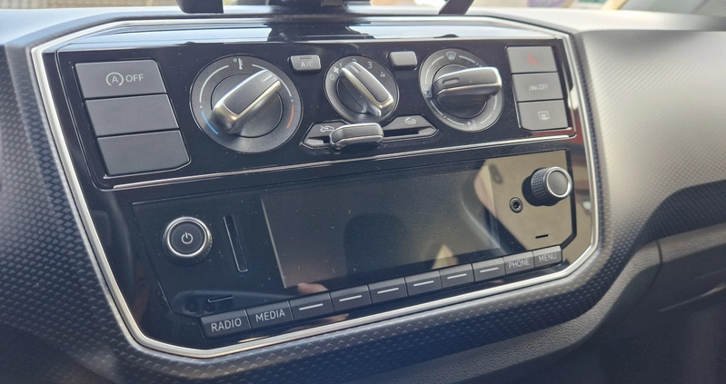 Volkswagen up! cena 29900 przebieg: 32000, rok produkcji 2021 z Bardo małe 211